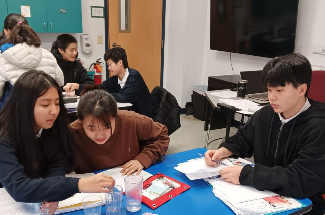 Learning Science Through Hands-On Discovery at Olivet Academy